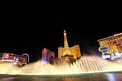 《上古卷轴5》加载1300个Mod 8K+光追演示 画面大变样